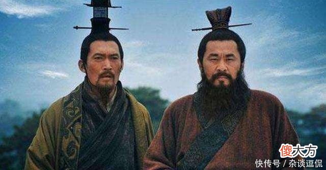 【历史故事】为何曹操当时没有用火箭攻击?结果白白让别人用草船借走了箭
