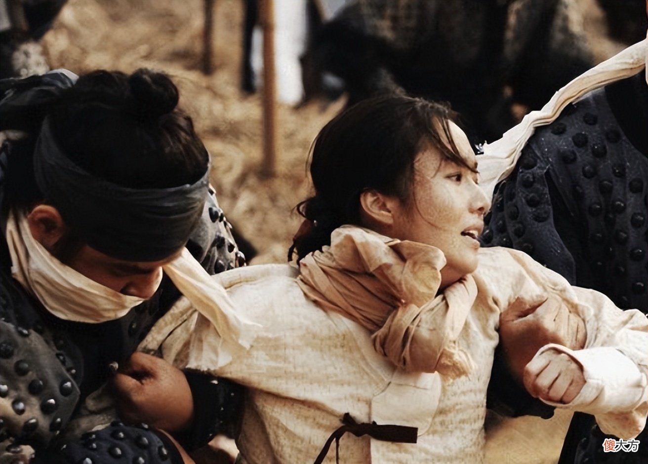 【历史故事】古代皇帝死了，为啥要嫔妃、宫女陪葬？除仪式外，还有一重要目的