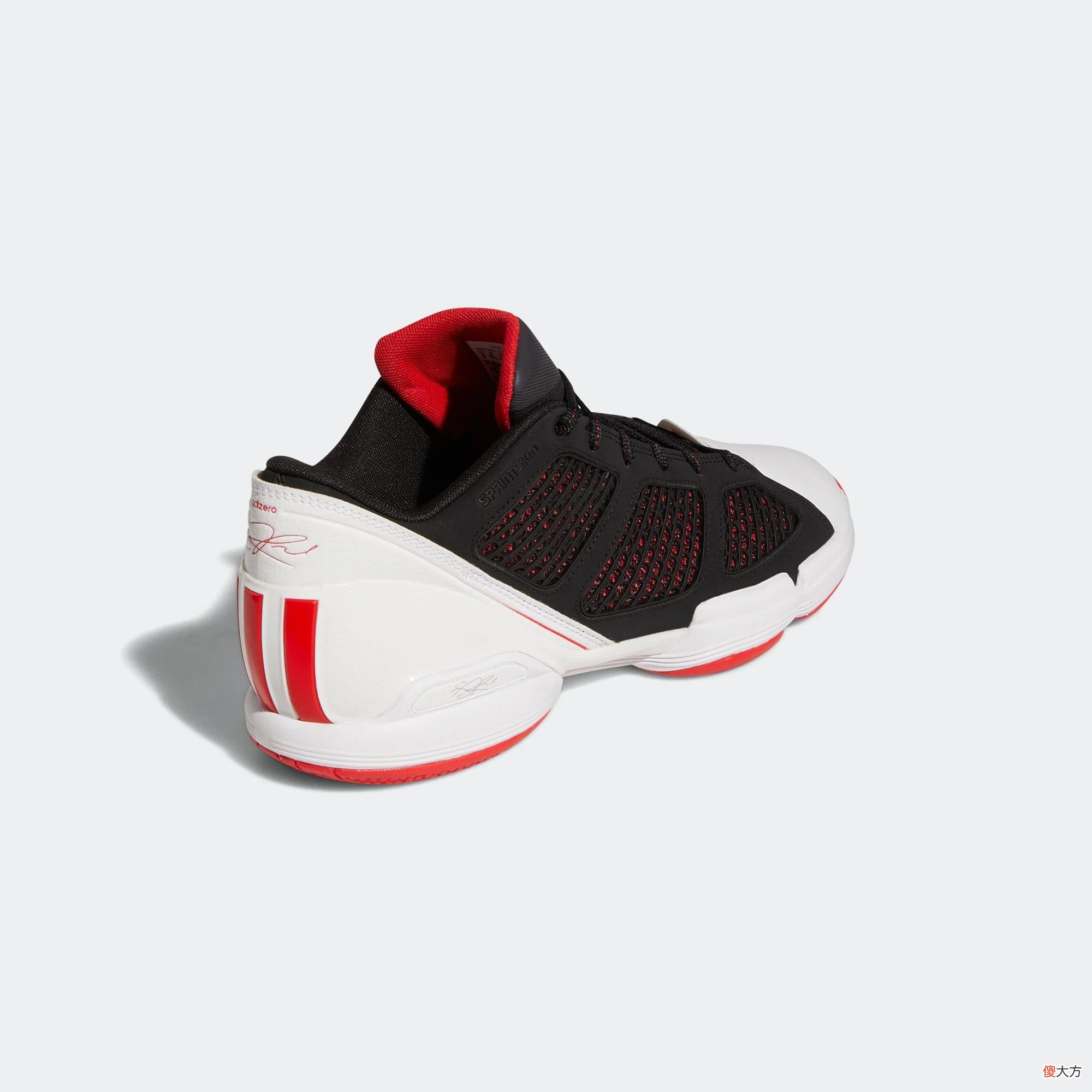 【时尚一点】线上渠道发售！Adizero Rose 1.5低帮版来袭，Adidas主打感情牌