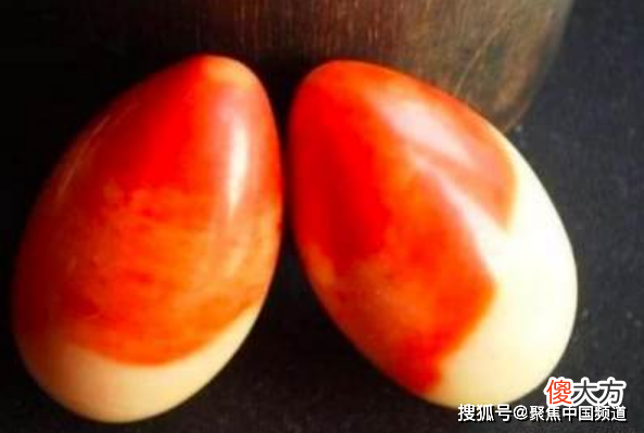 农民上山挖笋，发现2个“带血鸡蛋”，专家鉴定后直接叫价80万