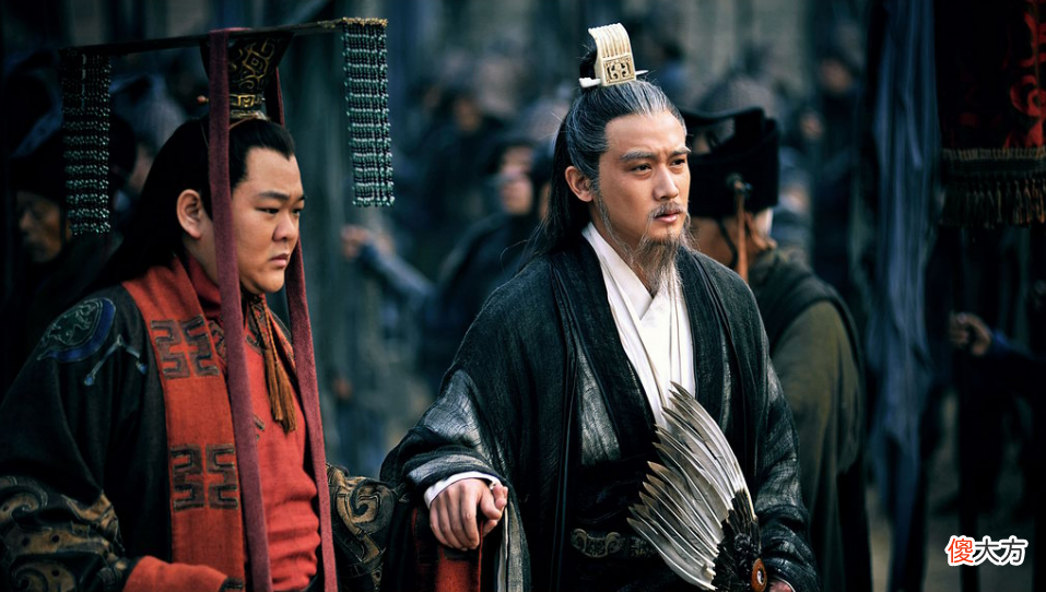 【历史故事】三国时期的刘禅，为什么会摔亲儿子？