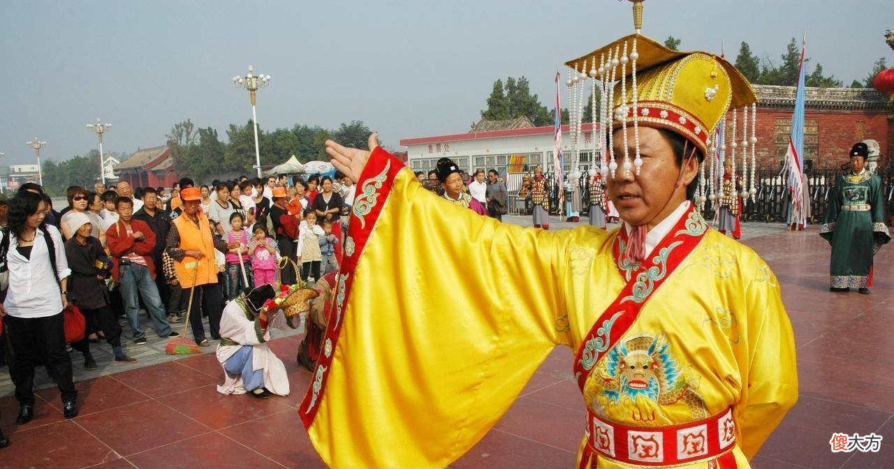 【历史故事】朱元璋后宫选美时，有一条规定让众多美女们苦不堪言