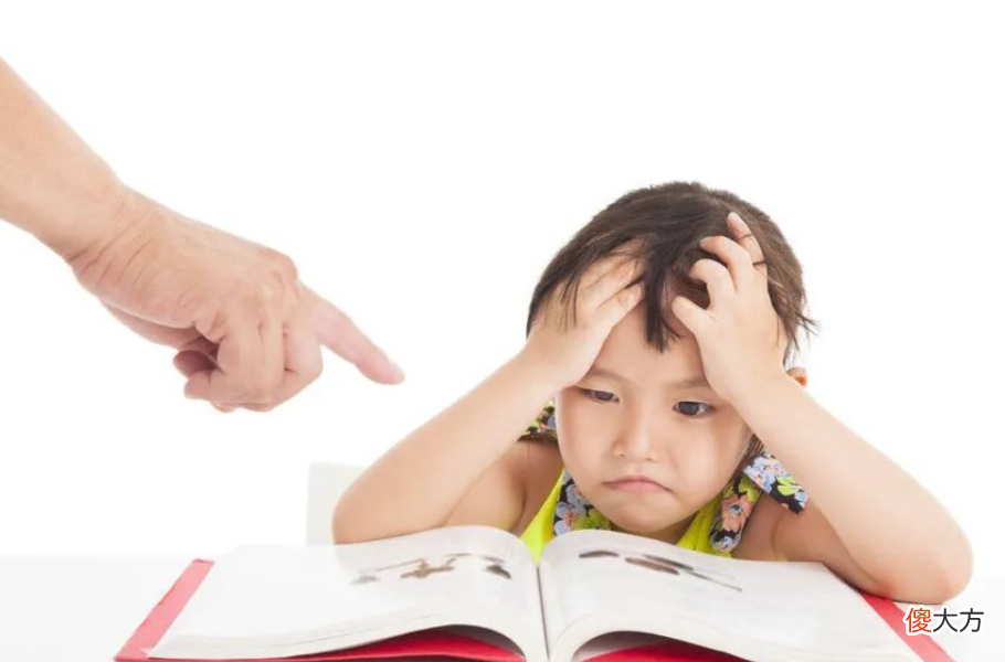 终于找到孩子作业磨蹭的原因了，3招远离磨蹭
