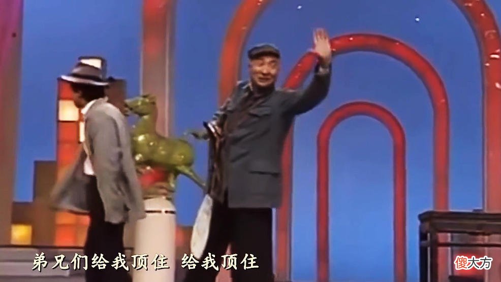 【游戏迷】逆水寒：女玩家凌晨2点被敌对围殴，振振有词：难道不是专门负责