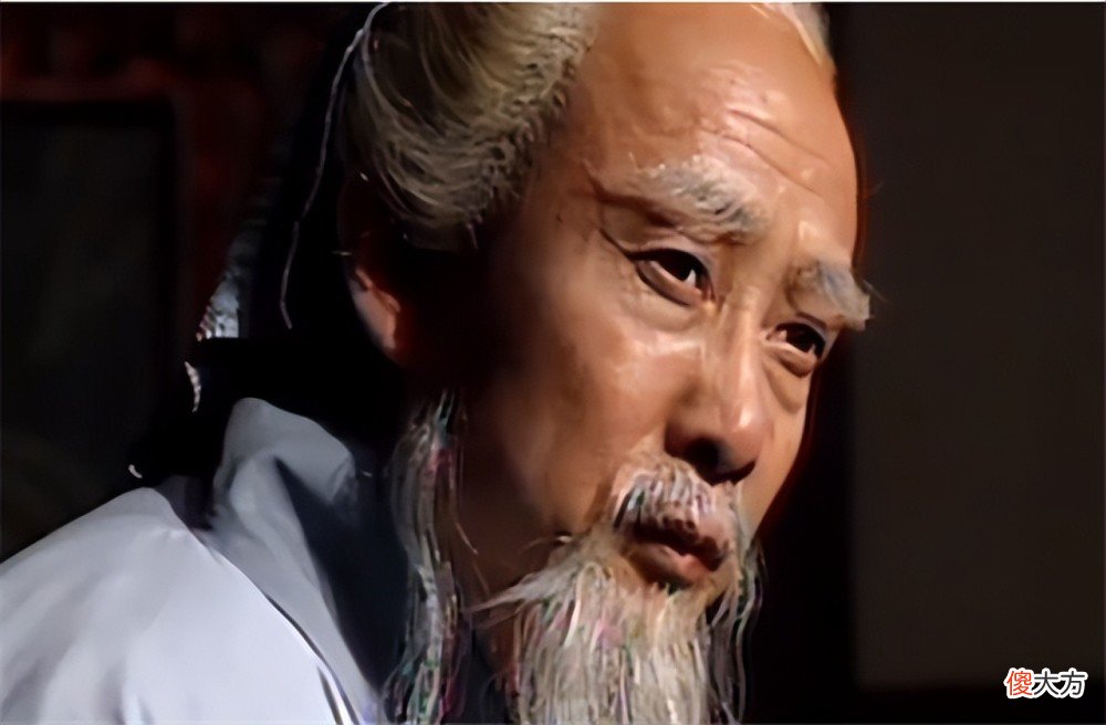 【历史故事】曹操斩杀华佗的真正原因是什么？