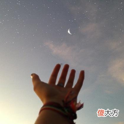 梦见水把家里的墙冲倒了是什么意思