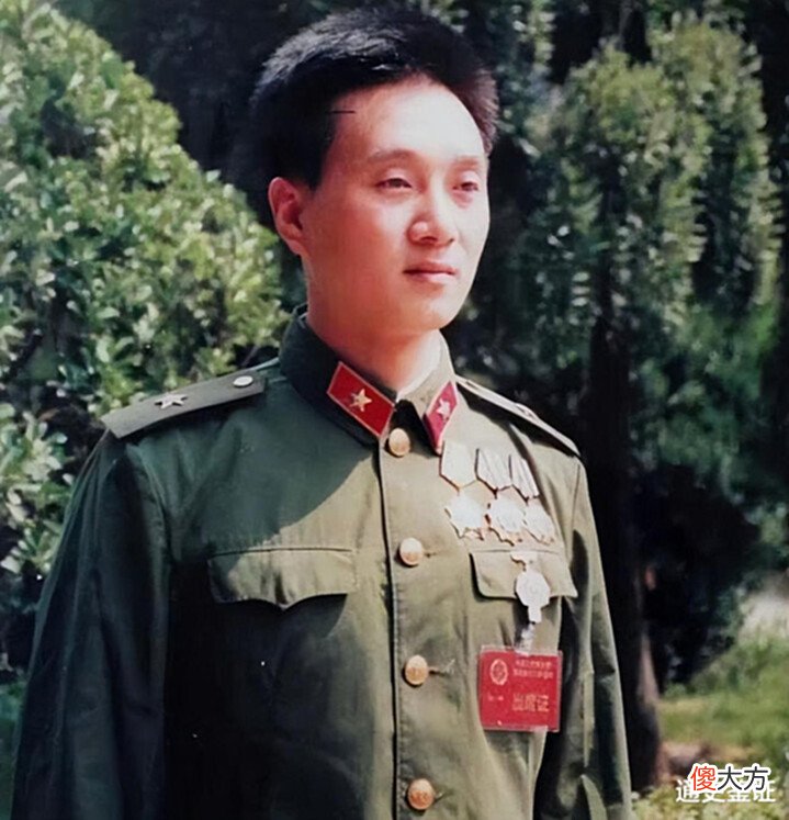 【历史故事】79年越战,刚入伍52天的湖南新兵荣获一等功,后来他是什么军衔?