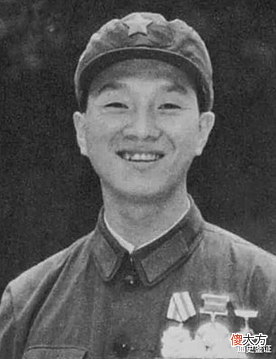【历史故事】79年越战,刚入伍52天的湖南新兵荣获一等功,后来他是什么军衔?