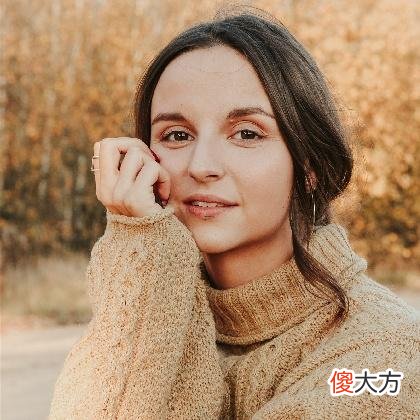 梦见坐车坐过站是什么意思