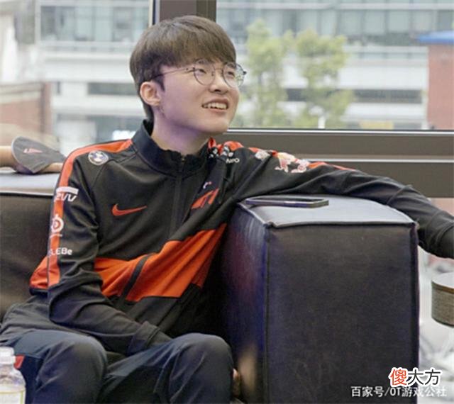 【游戏迷】RNG老队员锐评faker：有2点让我不再喜欢他，Doinb闪现跟：来封我