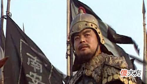 【爱历史】徐晃曾恶战许褚，关羽也曾斩杀颜良文丑，两人的武艺谁高谁低