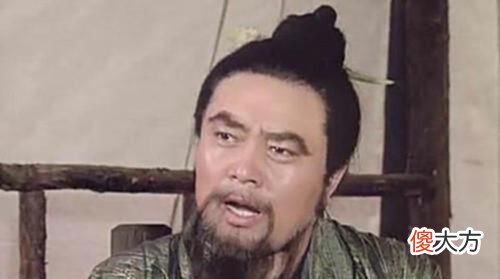 【爱历史】徐晃曾恶战许褚，关羽也曾斩杀颜良文丑，两人的武艺谁高谁低