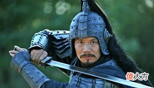 【爱历史】徐晃曾恶战许褚，关羽也曾斩杀颜良文丑，两人的武艺谁高谁低