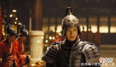 【历史故事】秦桧跪像跪了800年，后人提议拆除，专家霸气回应5个字！