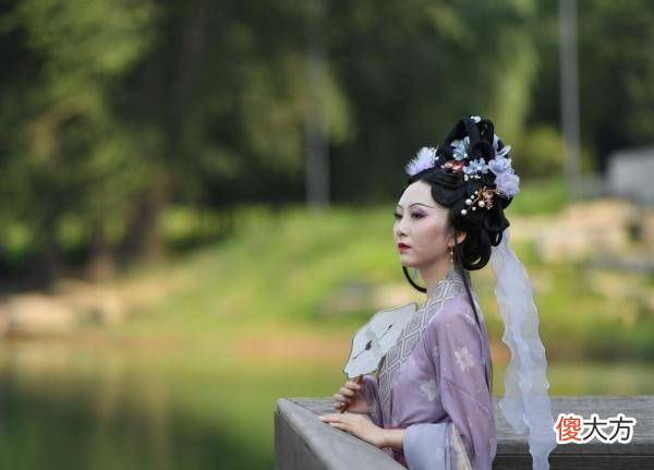 【时尚一点】汉服造型师——让更多年轻人喜欢传统服饰