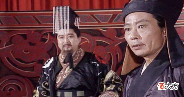 【历史故事】姜维掌管蜀国10万兵马，为何连一个黄皓都除不掉？原因很无奈！