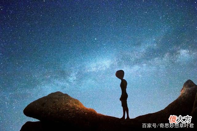 人类与蜥蜴人的访谈录：地球存在14种外星人，他们都生活在地底？