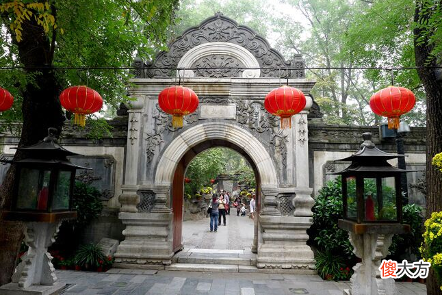 【爱历史】世界首富都买不起的豪宅，和珅的宅子就是其中之一