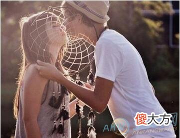 周易算命生辰八字配对有哪些特点需要注意？(图文)