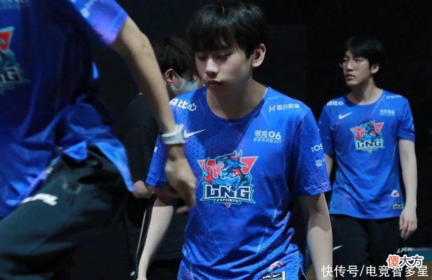【游戏迷】PandaC真是阿乐推荐给LNG的？网友：他真的想Doinb身败名裂