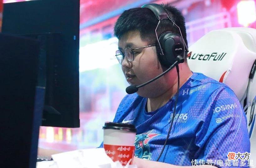 【游戏迷】PandaC真是阿乐推荐给LNG的？网友：他真的想Doinb身败名裂