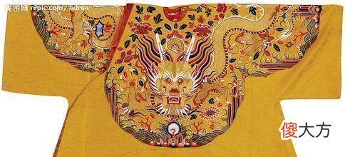 【爱历史】古代皇帝的龙袍为什么很少被清洗,能穿几十年?