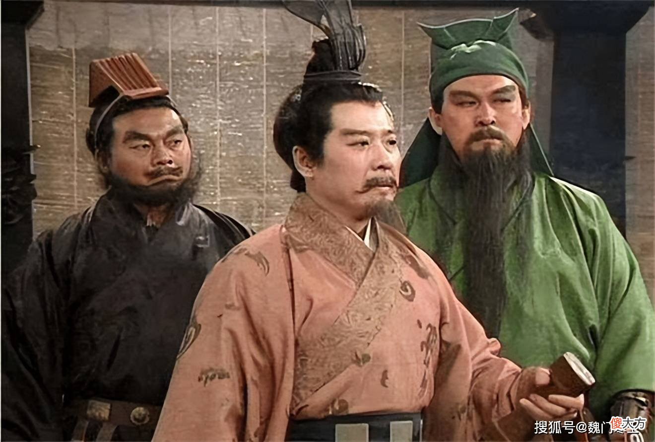 【历史故事】东吴周瑜和曹魏夏侯惇是什么关系？