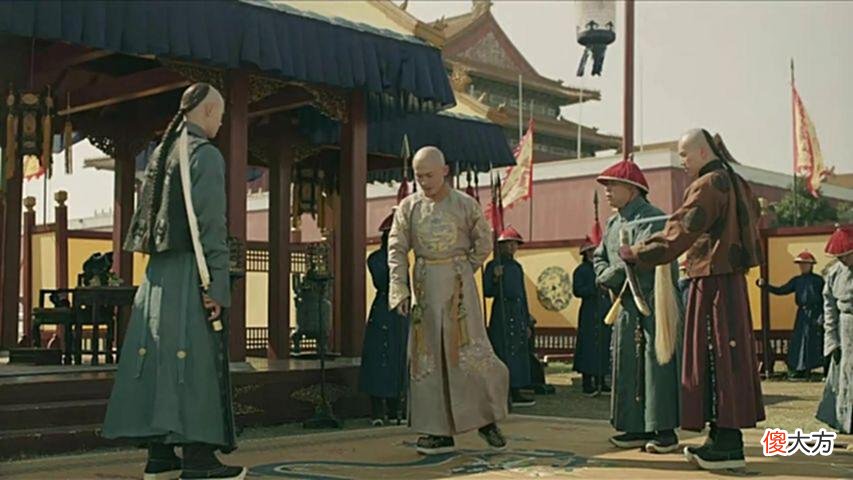 【爱历史】侍卫救了乾隆，皇帝问他要啥赏赐？侍卫：就赏我一个胖宫女吧