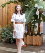 【时尚一点】3、40岁女人的夏日穿搭，学会这几个穿搭法则，优雅大气又有品味