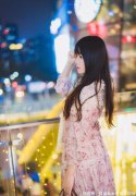 【就爱时尚】法式复古风的连衣裙总能给人一种温柔的感觉，文艺范十足