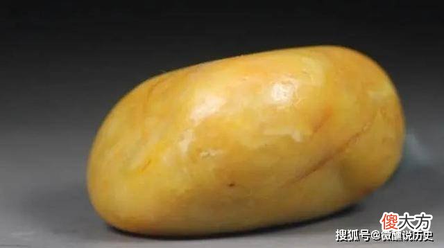 【爱历史】农村大叔带“压缸石”鉴宝，宝贝看着不起眼，专家估价超3亿