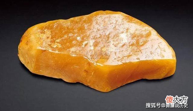 【爱历史】农村大叔带“压缸石”鉴宝，宝贝看着不起眼，专家估价超3亿