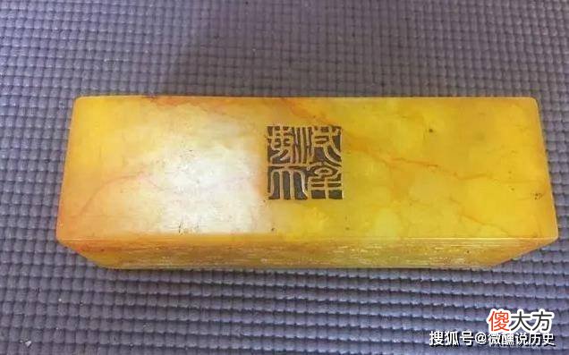 【爱历史】农村大叔带“压缸石”鉴宝，宝贝看着不起眼，专家估价超3亿