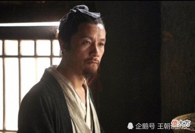 【历史故事】表妹探亲，兄弟俩一夜暴毙！县令让她跳水里，冷笑：好狠毒的女子