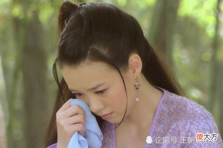 【历史故事】表妹探亲,兄弟俩一夜暴毙!县令让她跳水里,冷笑:好狠毒的女子