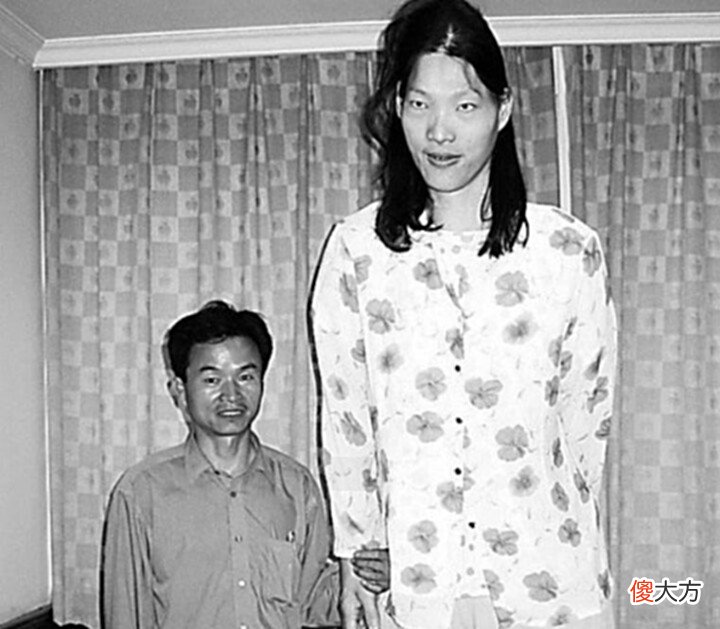 【历史故事】“世界第一女巨人”:比姚明高半个头,鞋子78码,一顿二斤白米饭