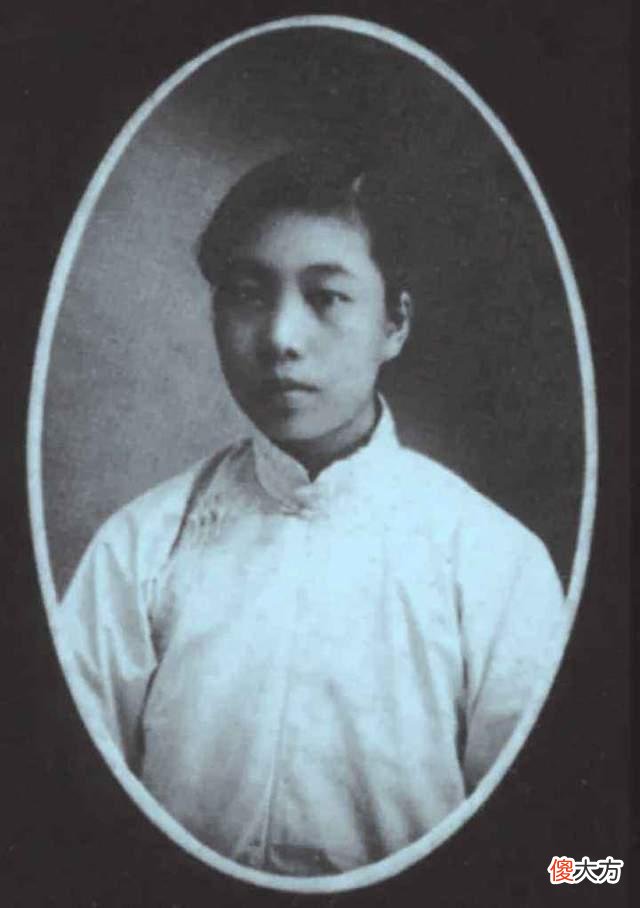 【历史故事】新婚之夜看到妻子，鲁迅悲从中来泪流满面，不忍离婚禁欲20年，直至爱上学生许广平