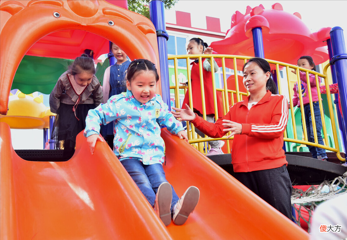 如何给孩子选幼儿园?不要纠结选公立还是私立,这5点更重要