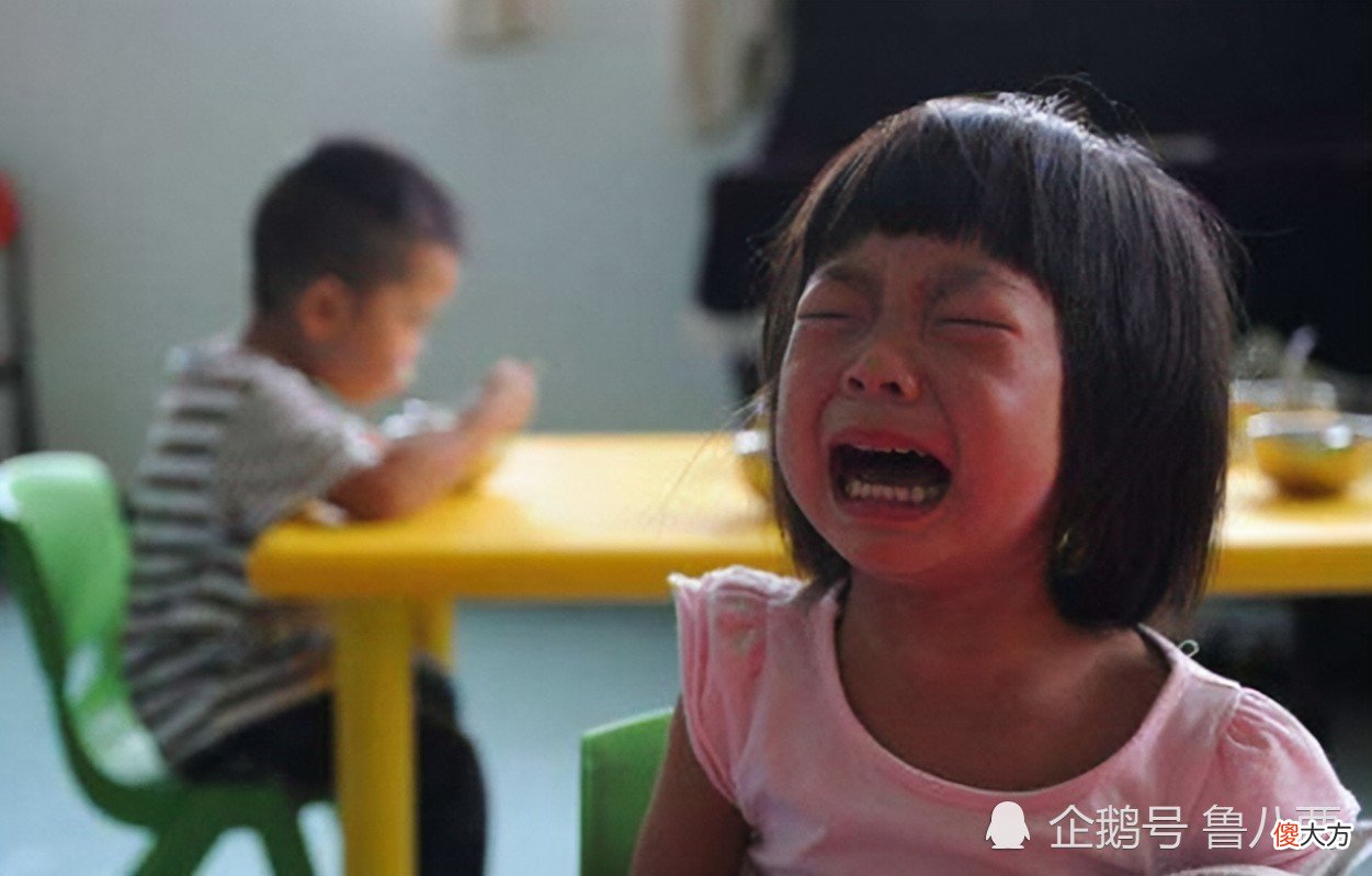 夫妻吵架对孩子的影响有多严重？孩子面前吵架后应该如何做？