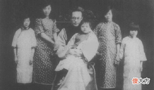 【爱历史】母亲去世翁香光积怨久矣,冲陆小曼嘶吼:你为什么抓住我父亲不放