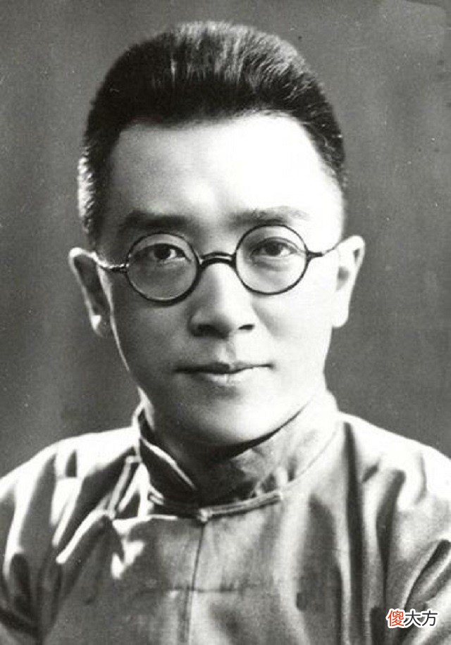 【爱历史】母亲去世翁香光积怨久矣，冲陆小曼嘶吼：你为什么抓住我父亲不放