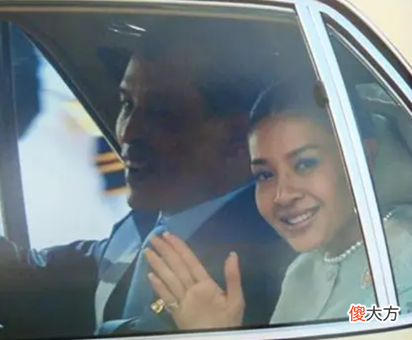 【历史故事】西拉米回归具备两项优势,皇家珠宝留在行宫,探普英头衔得以保留