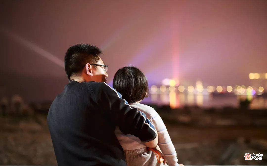 孩子见到“他”就大哭，哄都哄不住，这种情况家长一定要心中有数