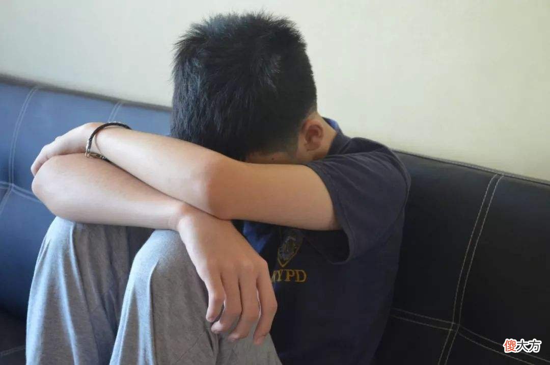 孩子见到“他”就大哭，哄都哄不住，这种情况家长一定要心中有数
