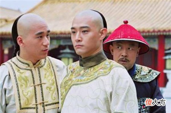 【历史故事】乾隆给子孙发红包，遗漏一人，乾隆：你要红包何用？次年此人登基