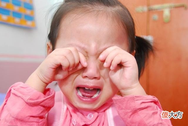 孩子遇事就哭、发脾气？妈妈用正确的方法，帮娃开口表达告别?任性?