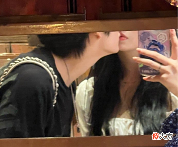 【游戏迷】电竞选手的七夕节？阿水送女友一束花高达上万，乐言半夜秀恩爱！