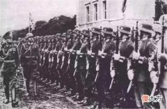 【历史故事】德国骷髅师有多猛？苏军：没有五倍兵力，看到他们就绕道走！