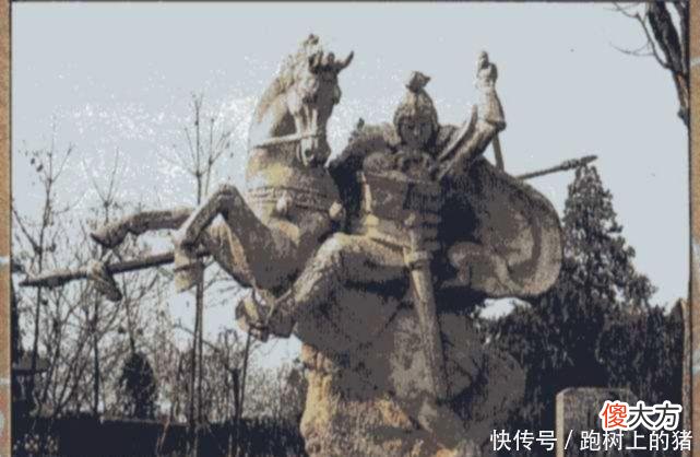 【爱历史】史上无敌悍将赵云第二马超第三，第一位追杀到俄罗斯把匈奴打残！