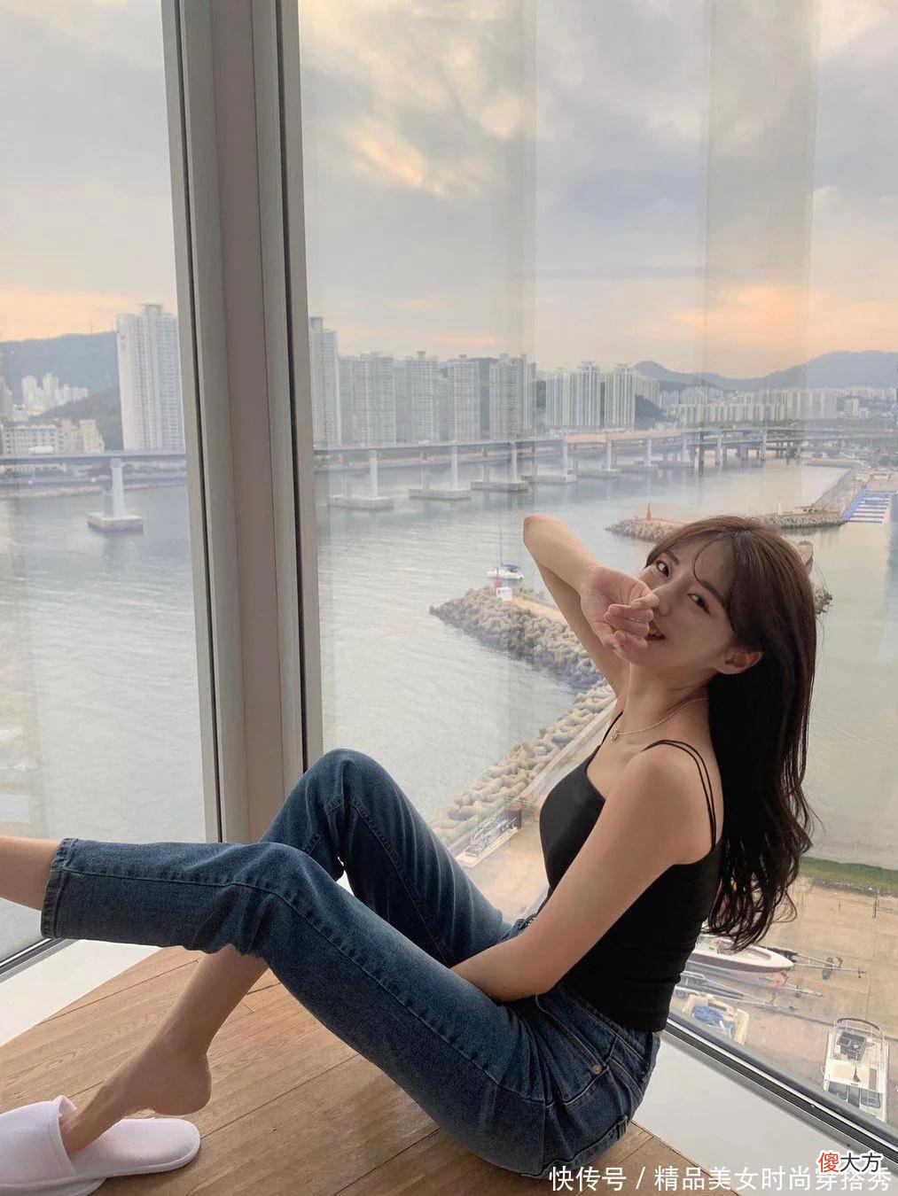 【时尚一点】精致又时髦的休闲感搭配别错过，这才是成熟女人本该拥有的状态
